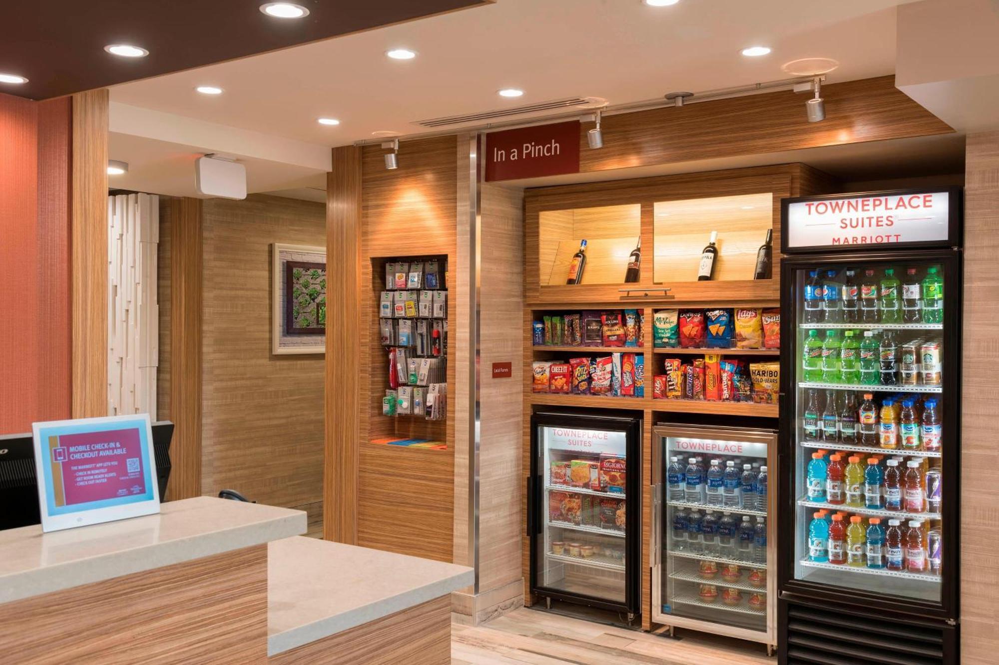 Towneplace Suites By Marriott Ontario-Mansfield Extérieur photo